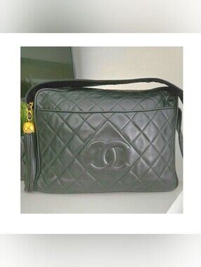Authentic CHANEL CC Logo Quilted Camera Tassel Lambskin Vintage Bag Dustbag Set